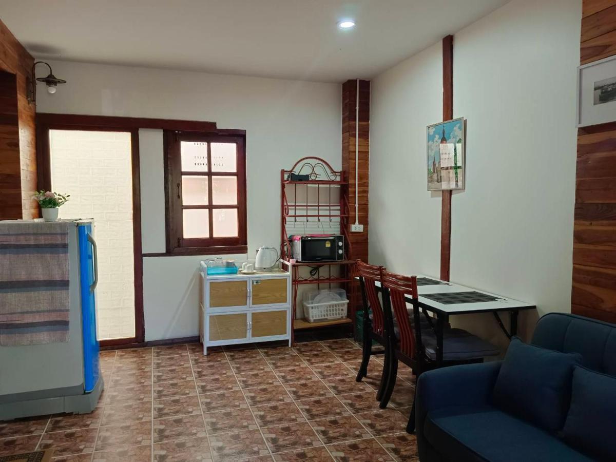 Britannia Court Hotel Chiang Mai Ngoại thất bức ảnh
